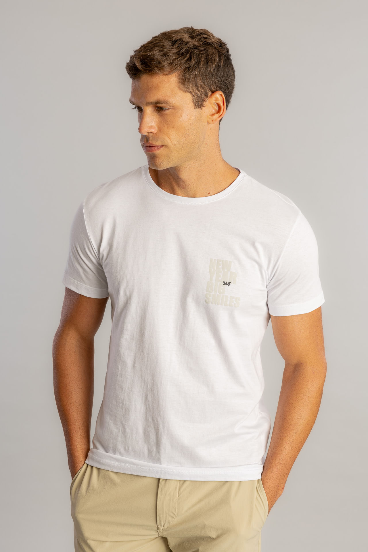 Camiseta New Smiles New Year S26 - Branco