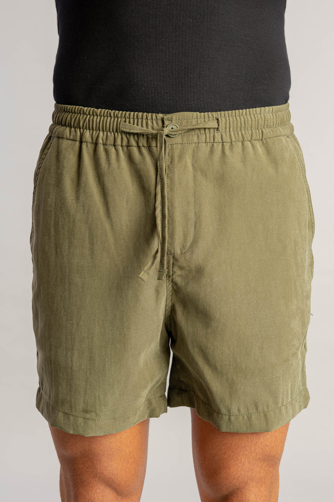 Bermuda Lyocell Stoned S26 - Verde Musgo