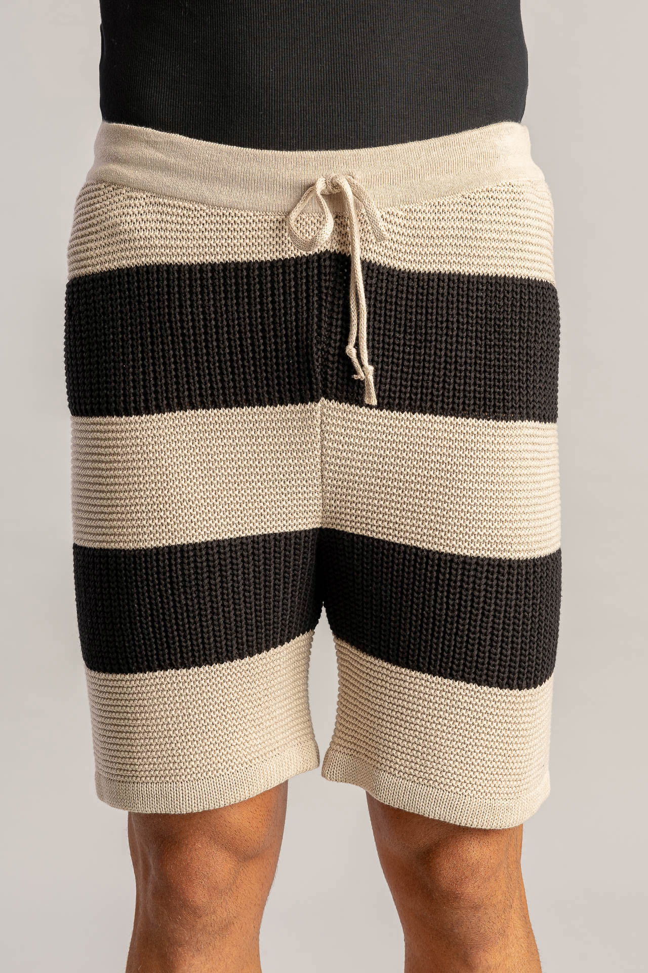 Bermuda Tricot Bicolor Block S26 - Preto/Off White