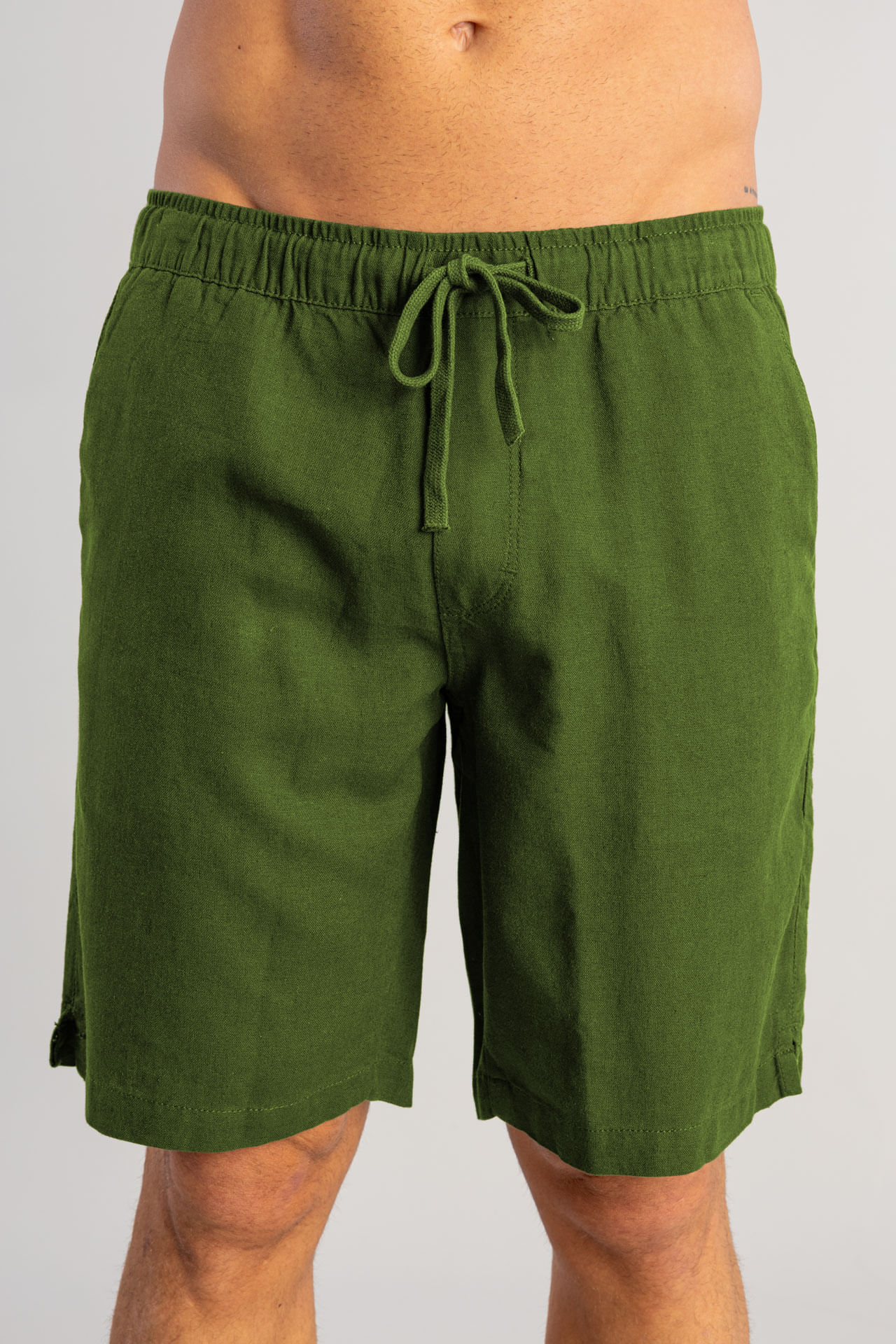 Bermuda Elástico Linho S26 - Verde Musgo
