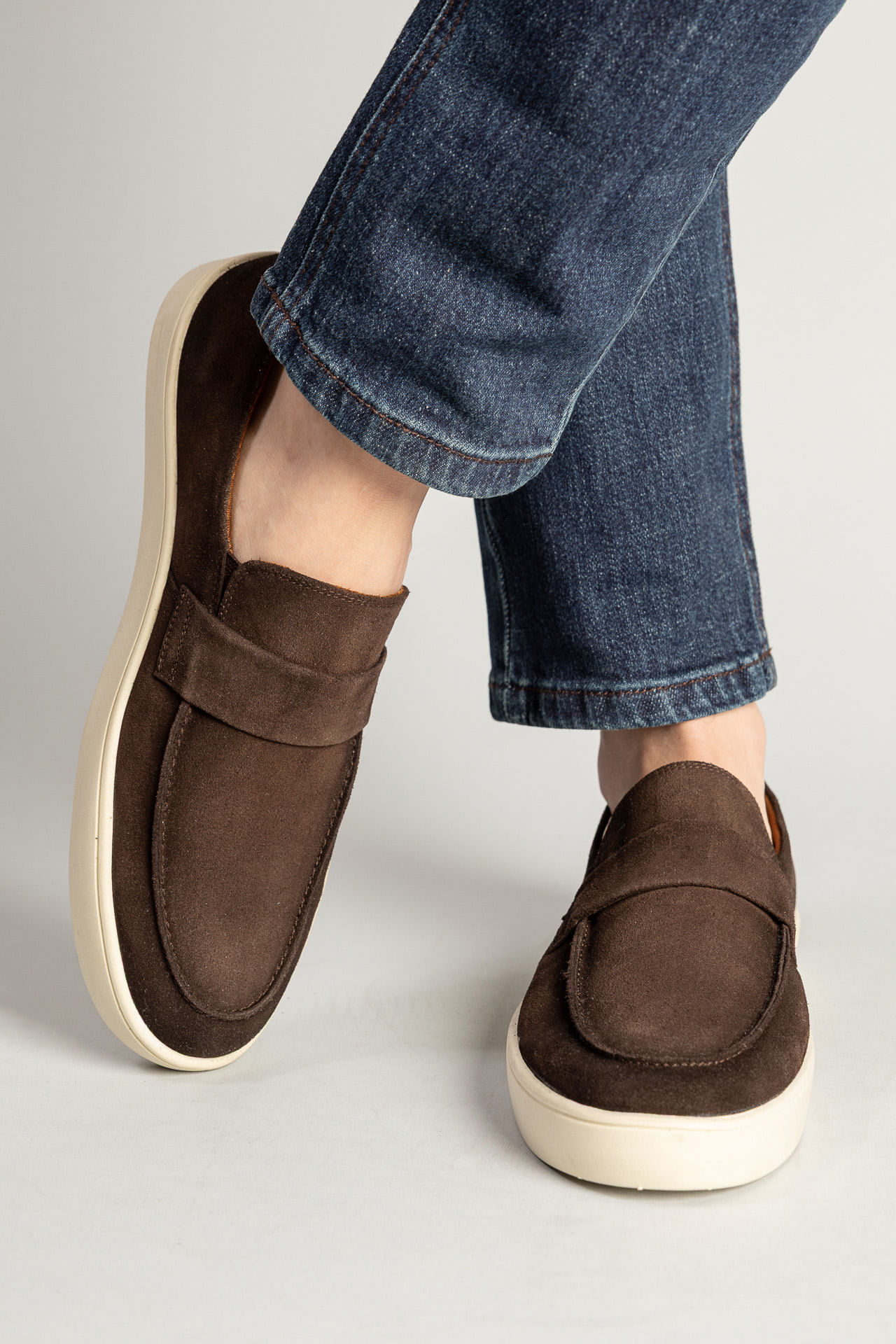 Tênis Loafer Tape W26 - Café