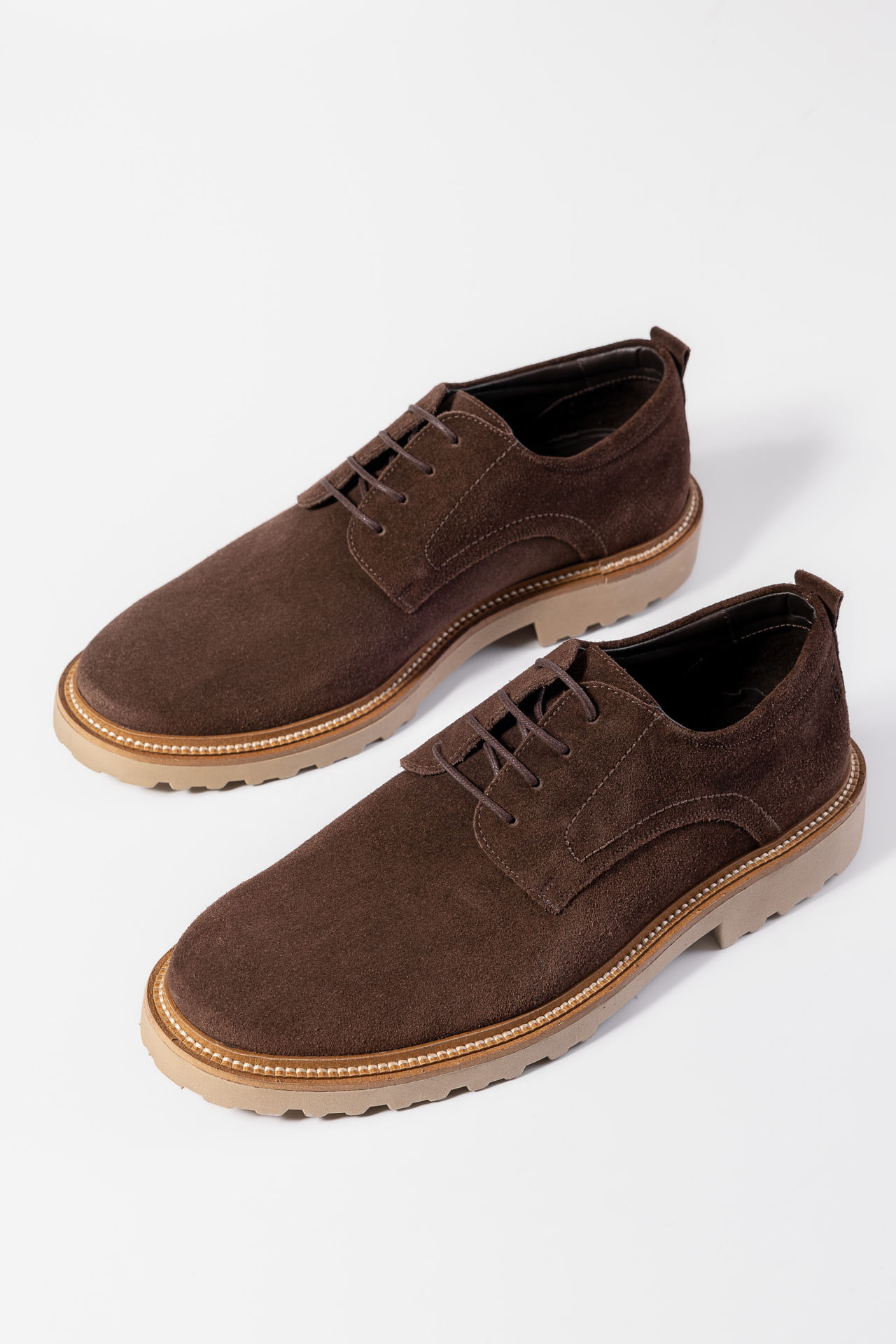 Sapato Loafer Camurça Tratorado Cadarço S26 - Café