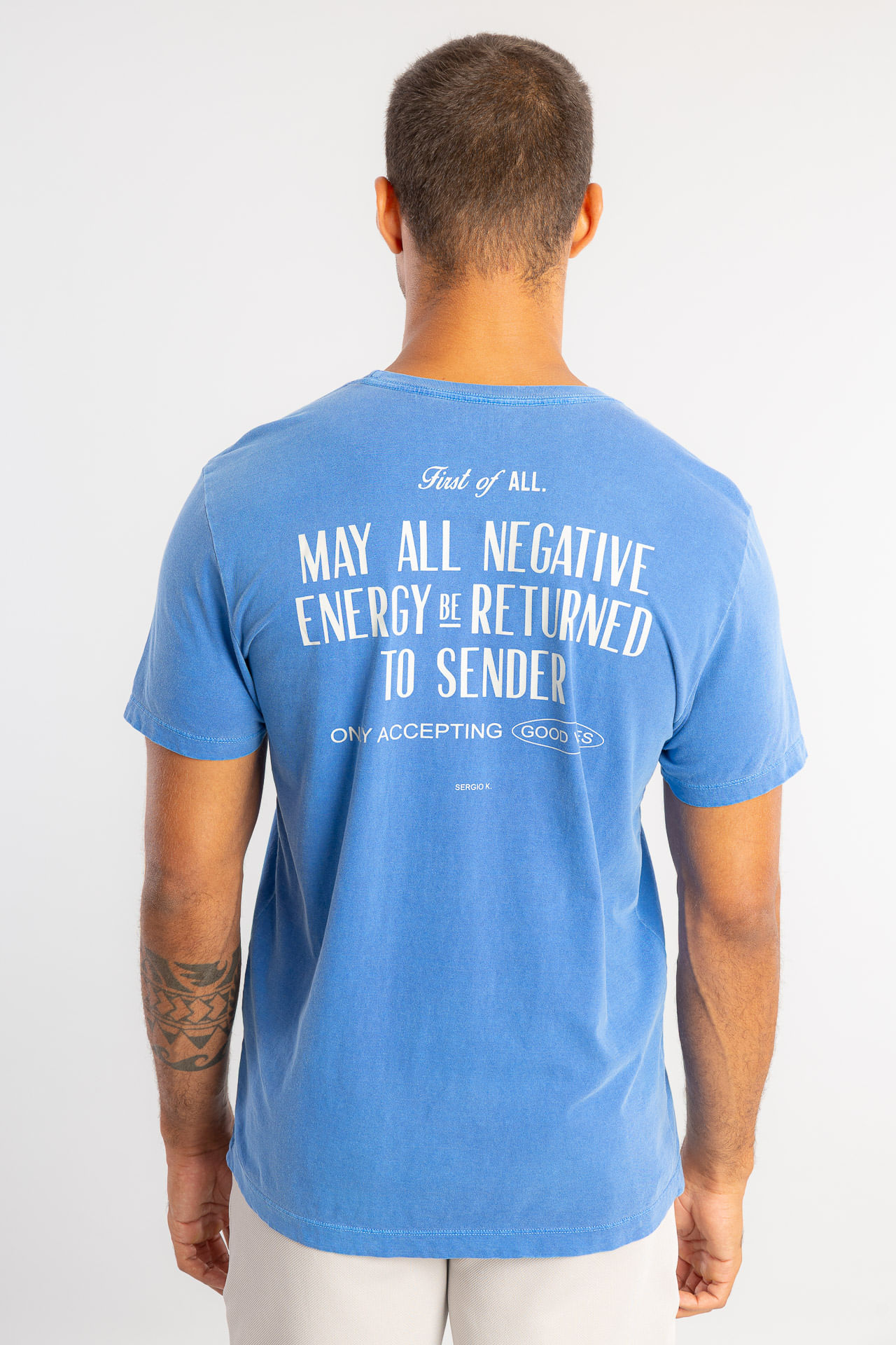 Camiseta Only Good Vibes W26 - Azul