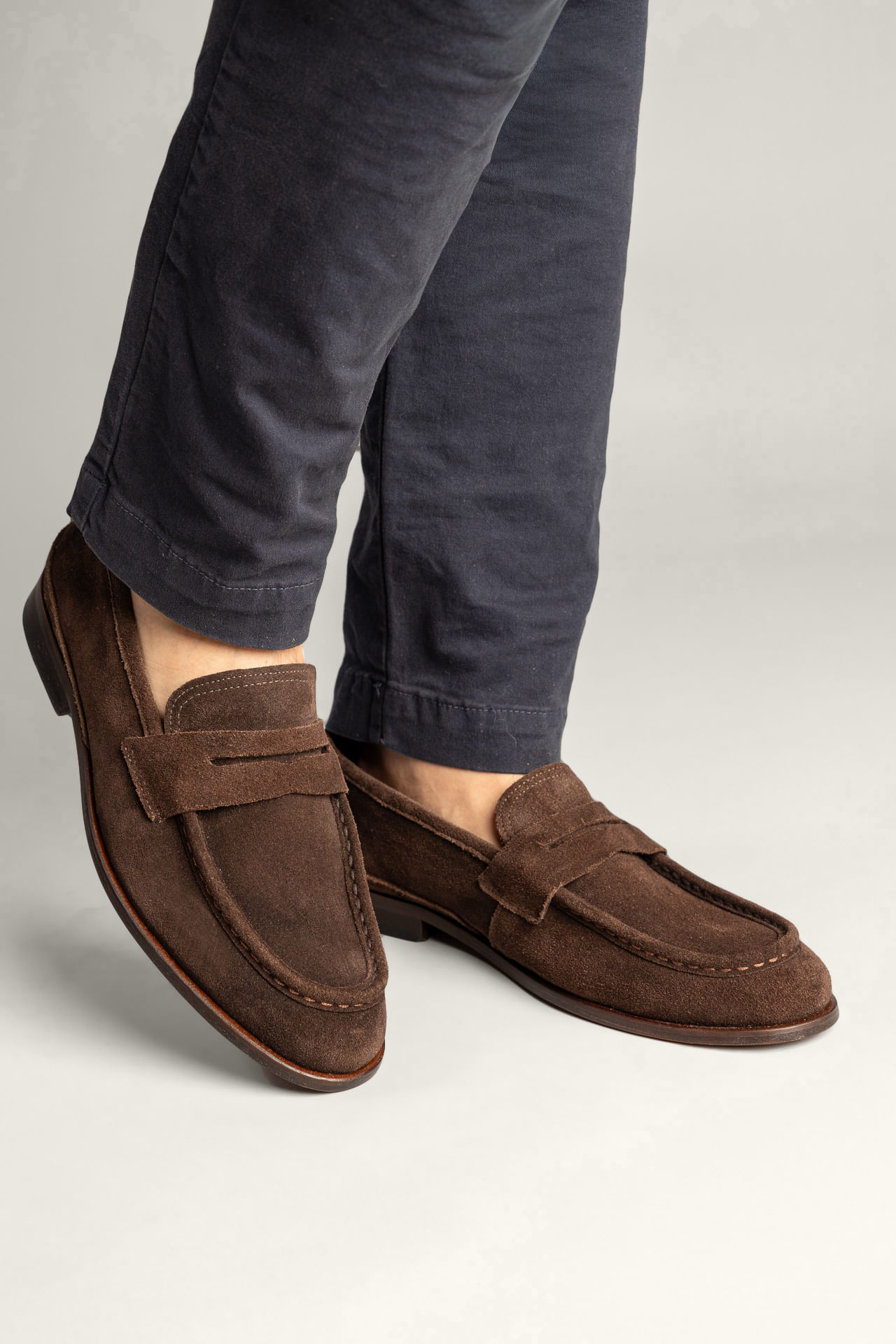 Sapato Mocassim Camurça Monaco - Café