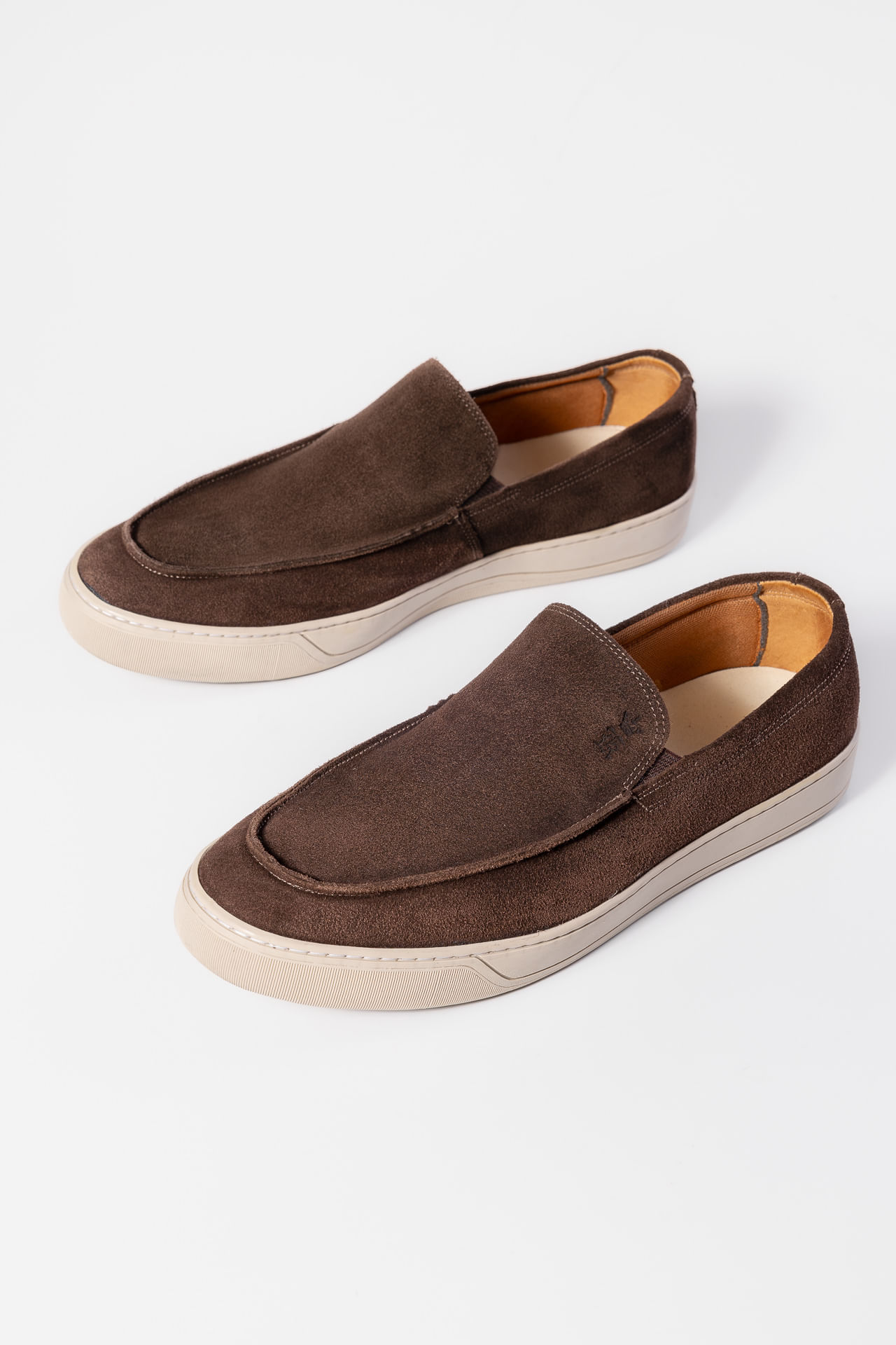 Tênis Loafer Camurça S26 - Café
