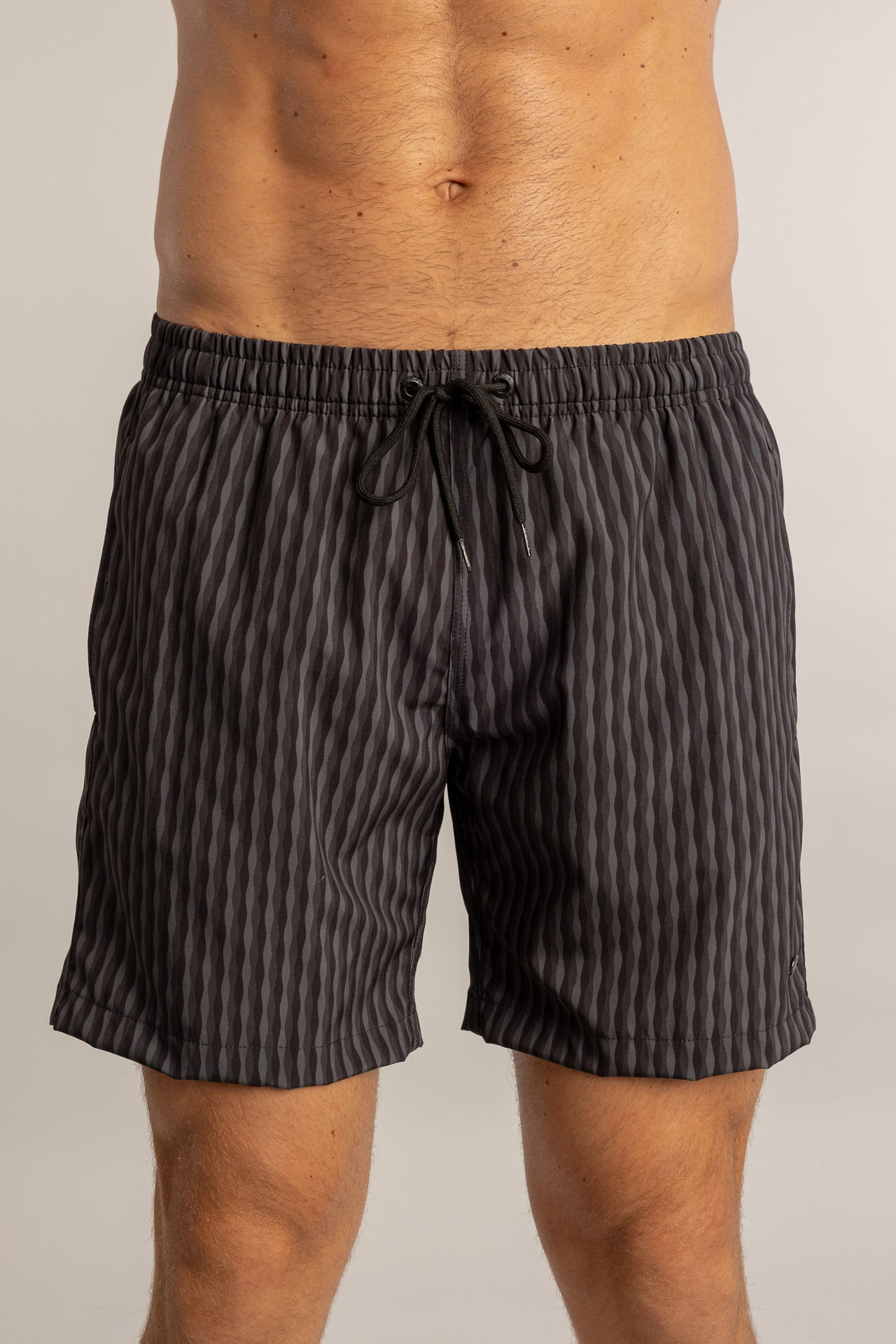 Shorts Praia Listrado All Black S27 - Preto