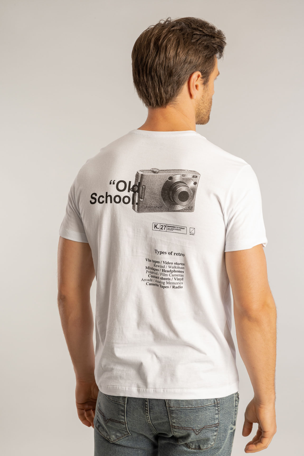 Camiseta Old School Studio S27 - Branco